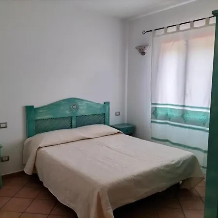 Apartment Ferienwohnung Fuer 5 Personen Ca 70 Qm In Pittulongu, Sardinien Gallura *